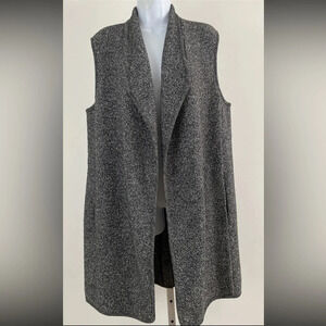 Vince. Black /‎ Gray Sleeveless Cardigan Size Medium